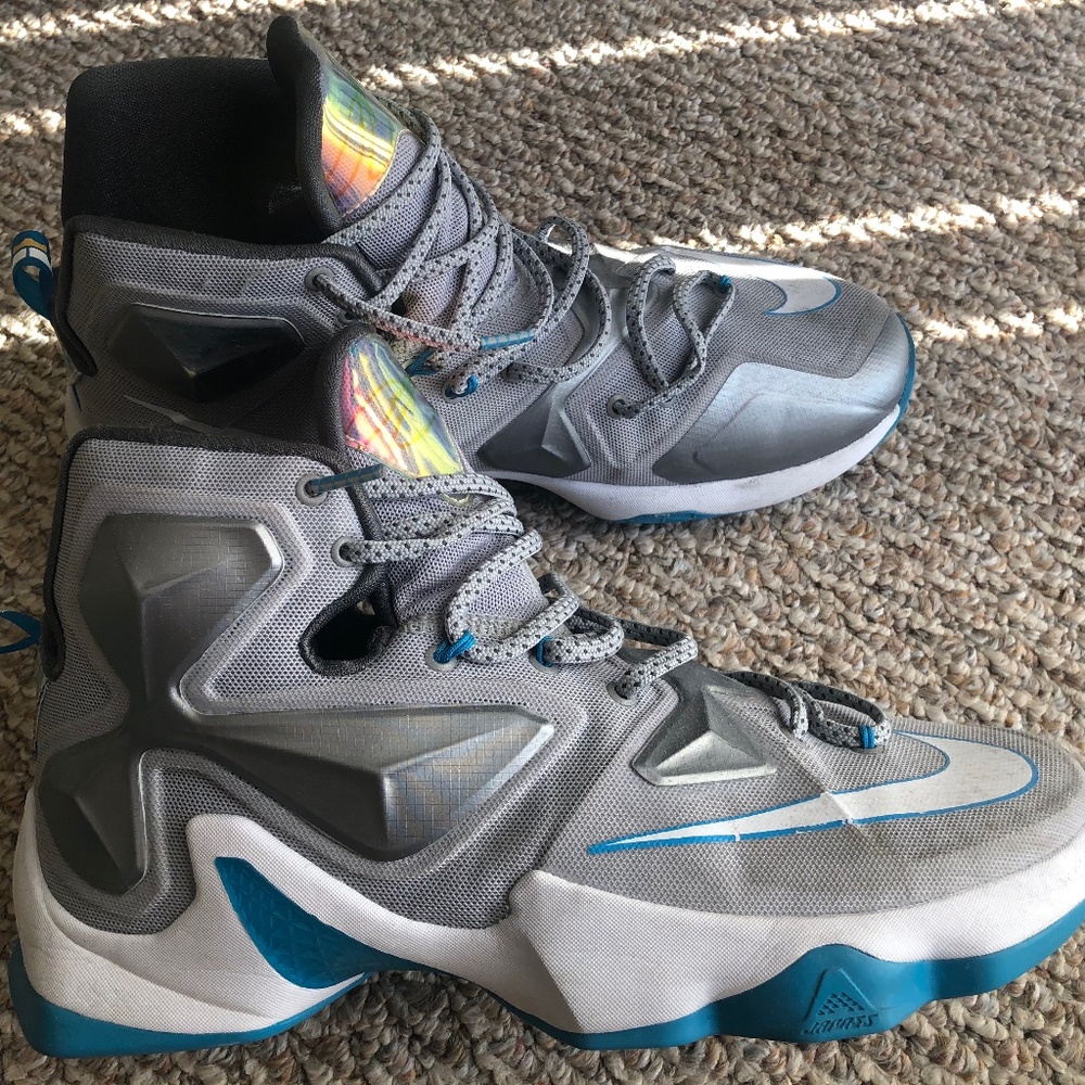 Nike Lebron James 13